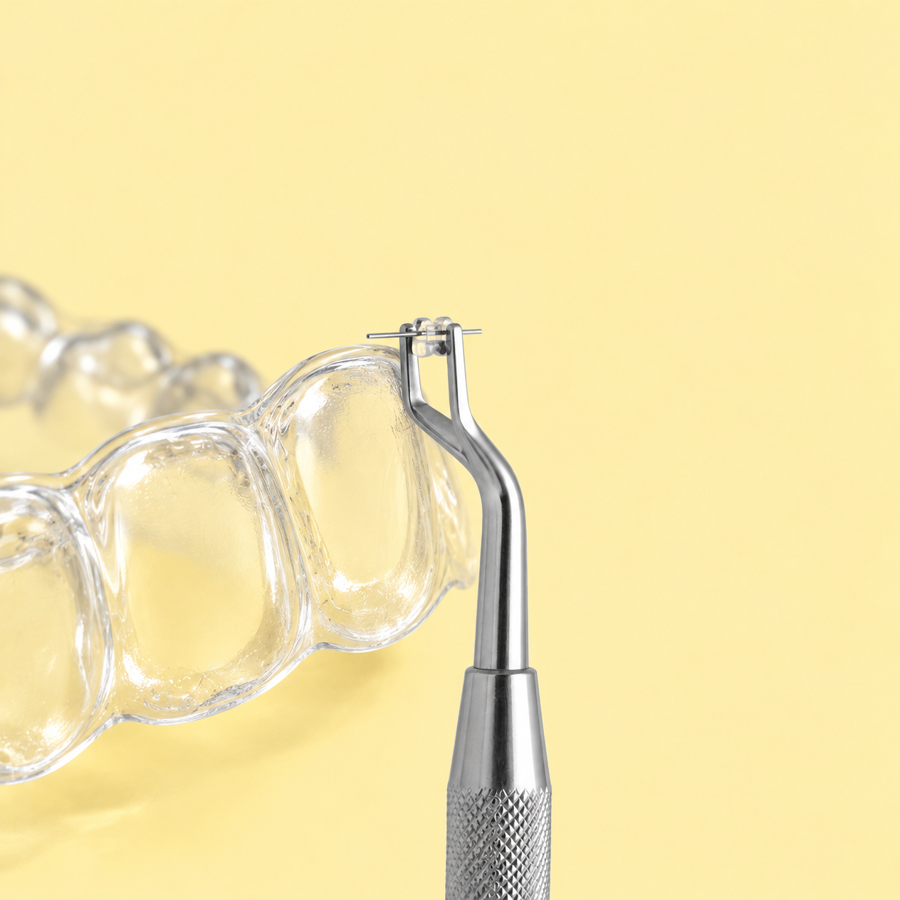 Strumento odontoiatrico per ortodonzia invisibile